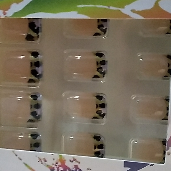 0 Other - Leopard french manicure